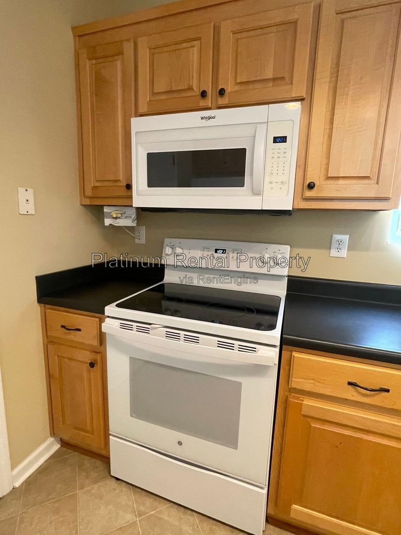 Two bedroom townhome in the most peaceful Dahlonega setting by Platinum Property Management Services, Inc. property image