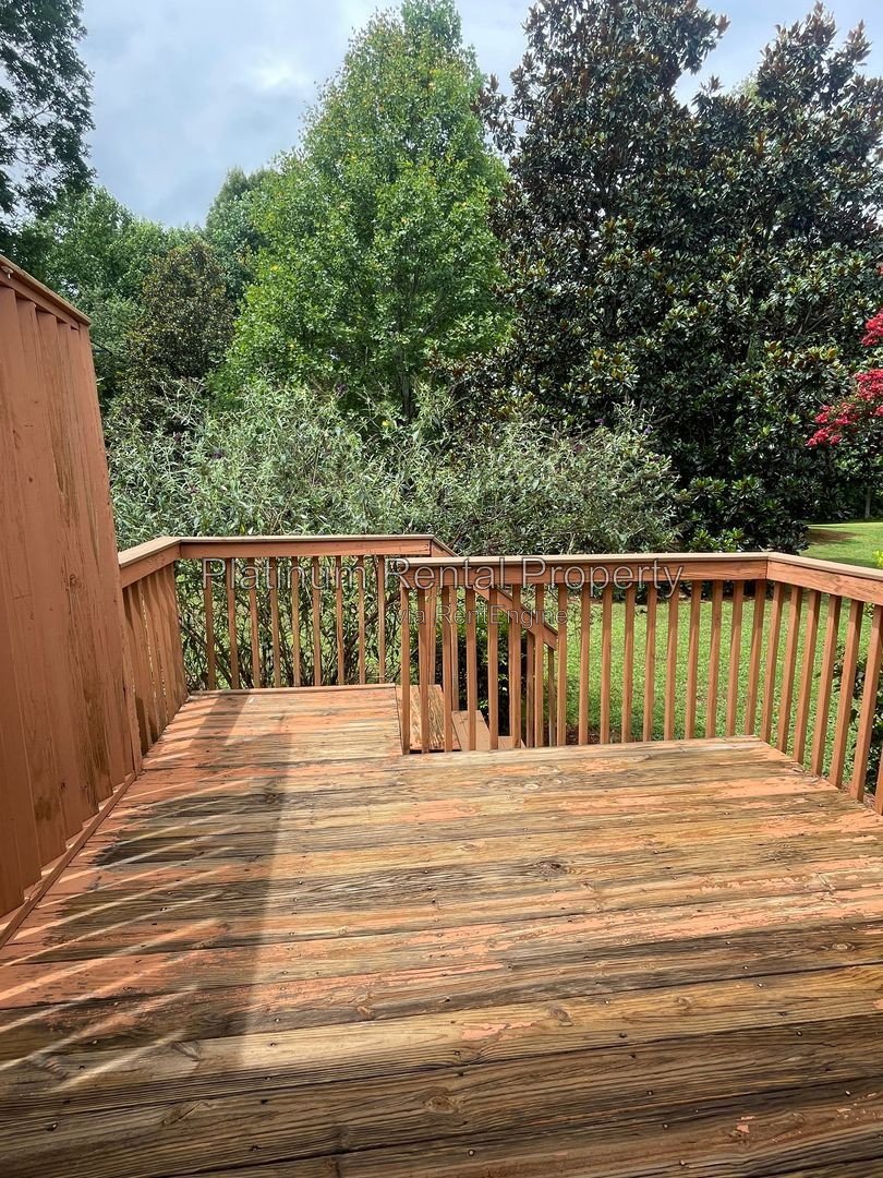 Two bedroom townhome in the most peaceful Dahlonega setting by Platinum Property Management Services, Inc. property image