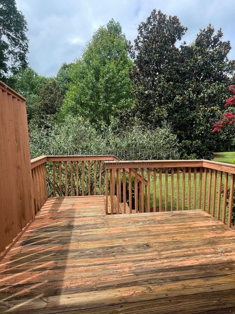 Two bedroom townhome in the most peaceful Dahlonega setting by Platinum Property Management Services, Inc. property image
