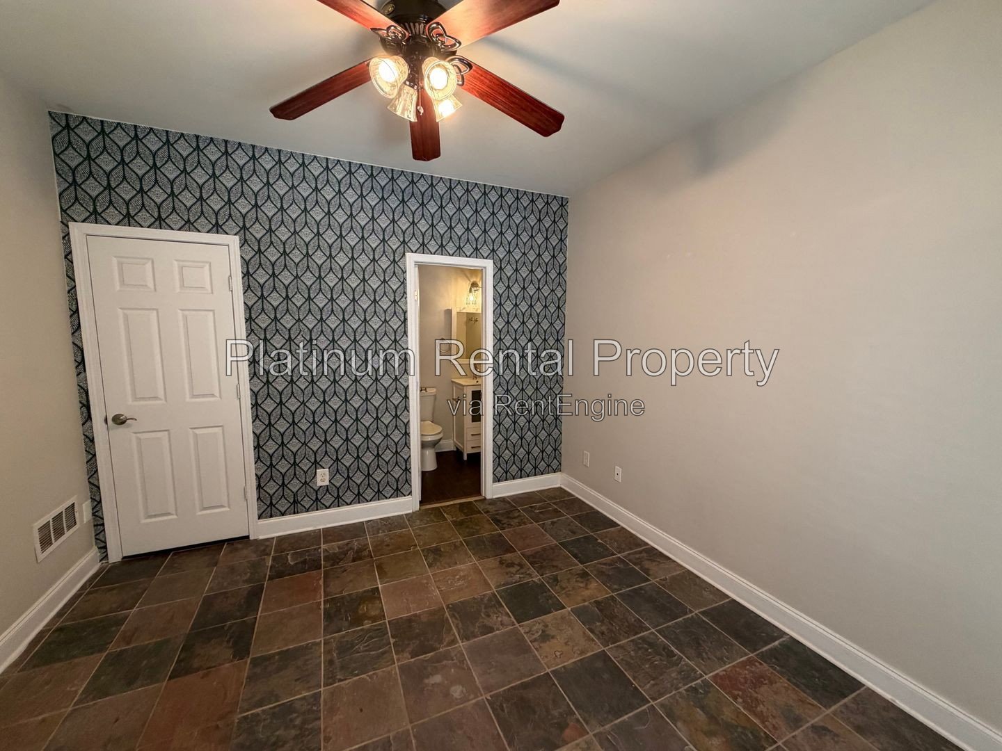 Beautiful 3 Bedroom Townhome in Amazing Atlantic Station location for rent by Platinum Property Management Services, Inc. property image
