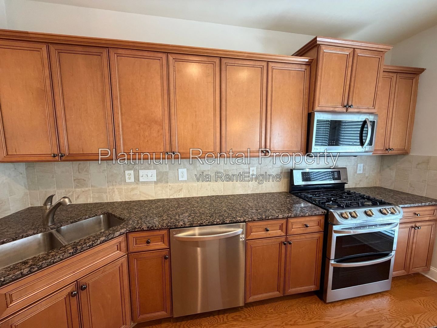 Beautiful 3 Bedroom Townhome in Amazing Atlantic Station location for rent by Platinum Property Management Services, Inc. property image