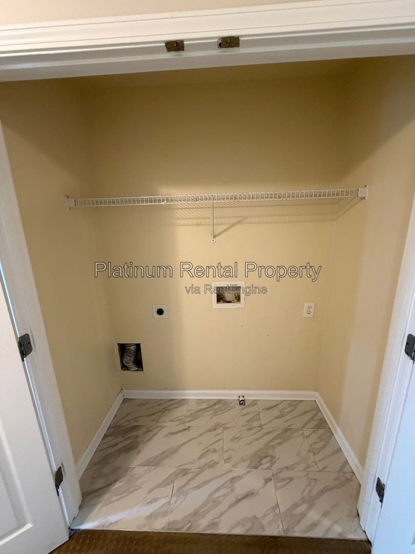 Beautiful 3 Bedroom Townhome in Amazing Atlantic Station location for rent by Platinum Property Management Services, Inc. property image