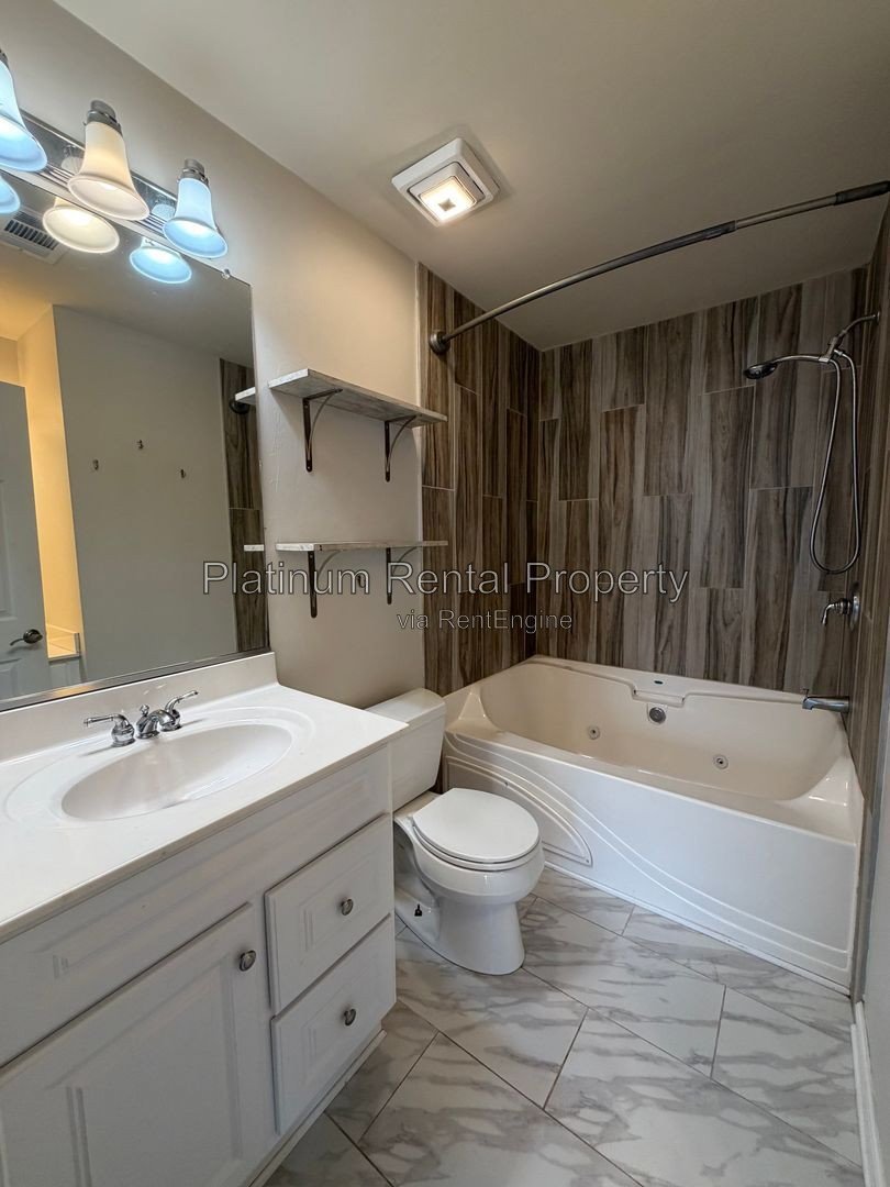 Beautiful 3 Bedroom Townhome in Amazing Atlantic Station location for rent by Platinum Property Management Services, Inc. property image