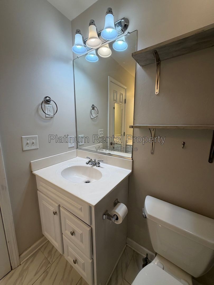 Beautiful 3 Bedroom Townhome in Amazing Atlantic Station location for rent by Platinum Property Management Services, Inc. property image