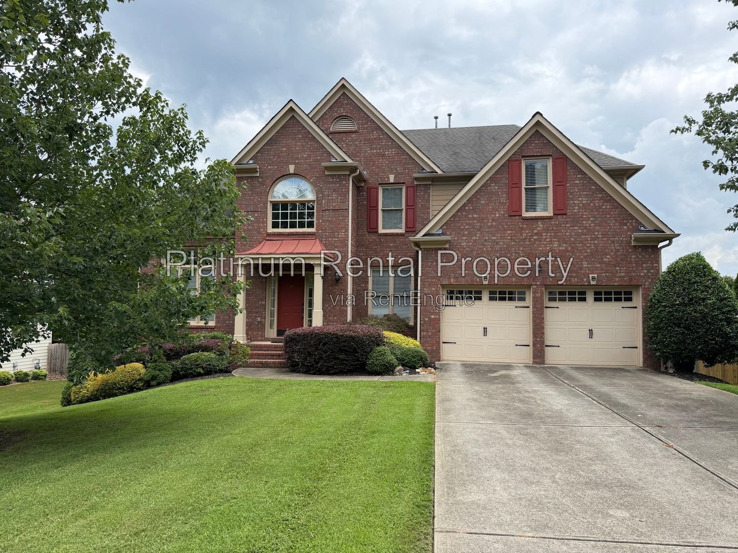 Elegant and Spotless Brick 4 bedroom home in South Forsyth by Platinum Property Management Services, Inc. property image