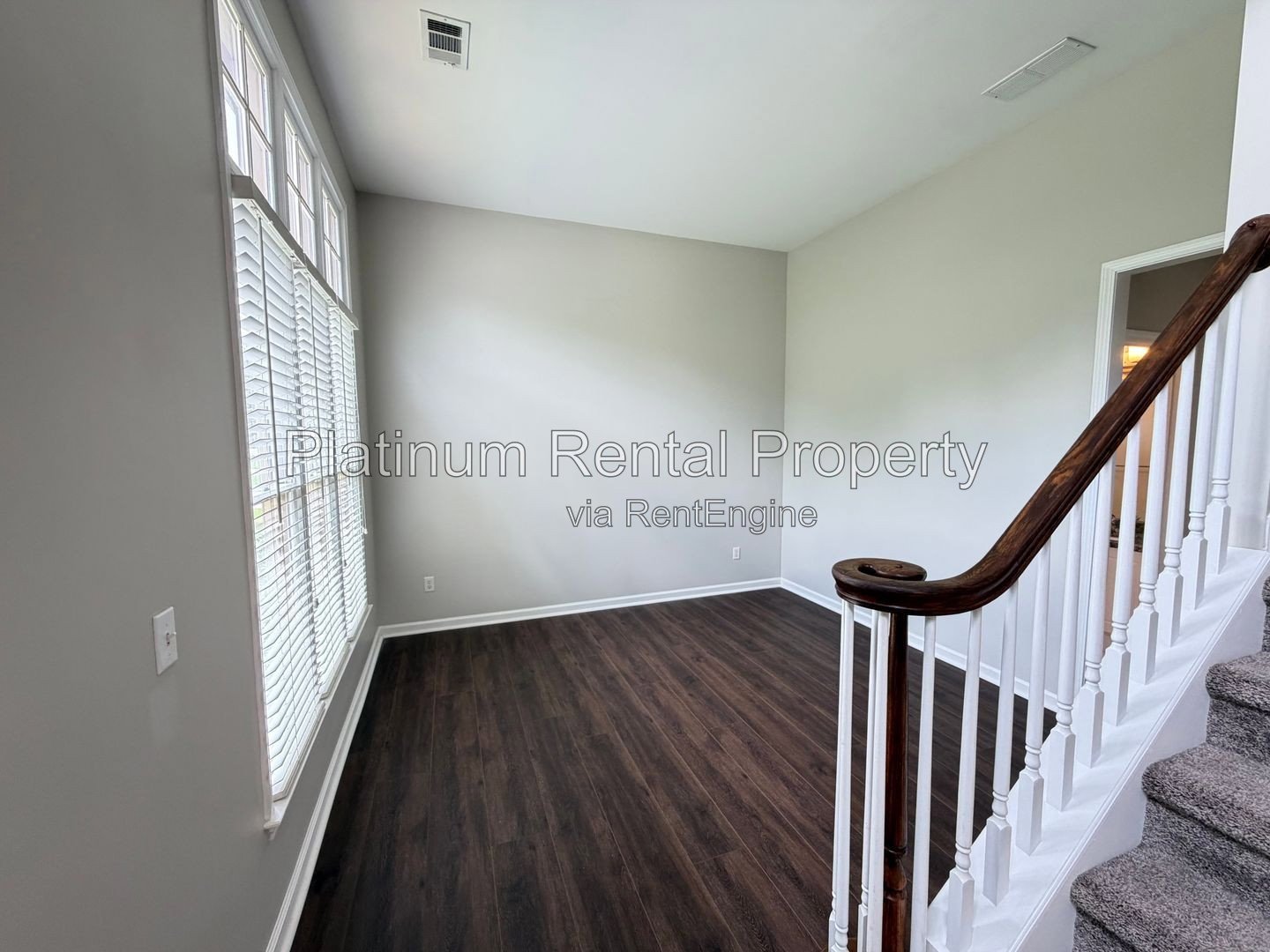 Elegant and Spotless Brick 4 bedroom home in South Forsyth by Platinum Property Management Services, Inc. property image