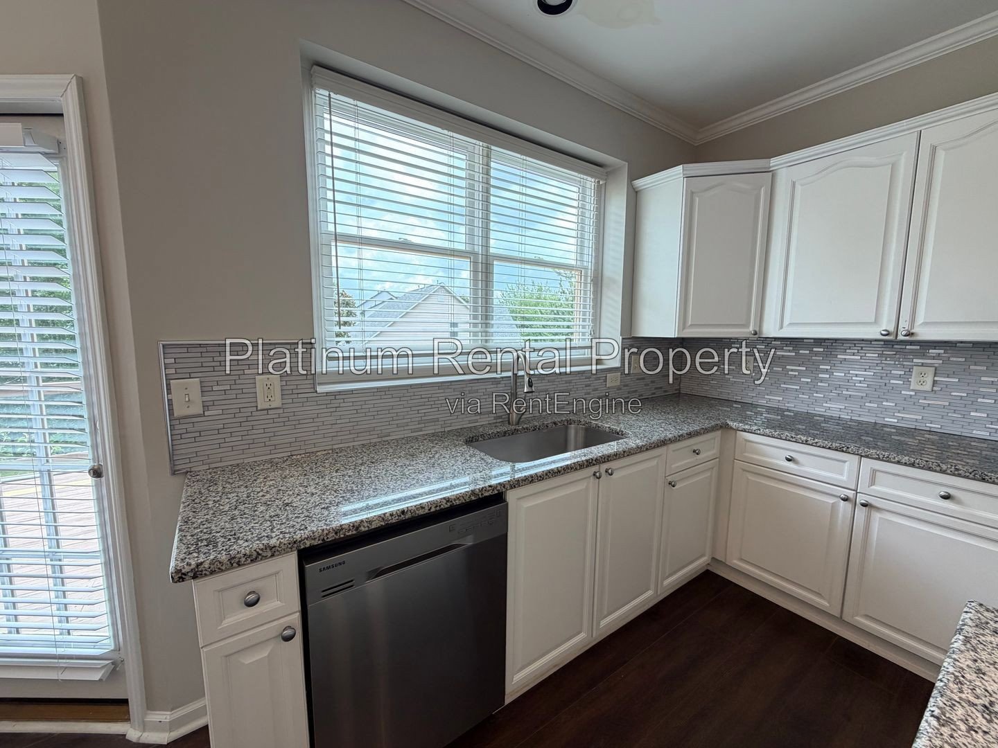 Elegant and Spotless Brick 4 bedroom home in South Forsyth by Platinum Property Management Services, Inc. property image