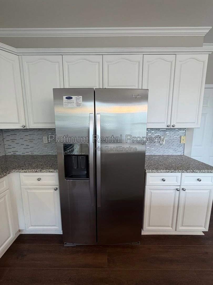 Elegant and Spotless Brick 4 bedroom home in South Forsyth by Platinum Property Management Services, Inc. property image