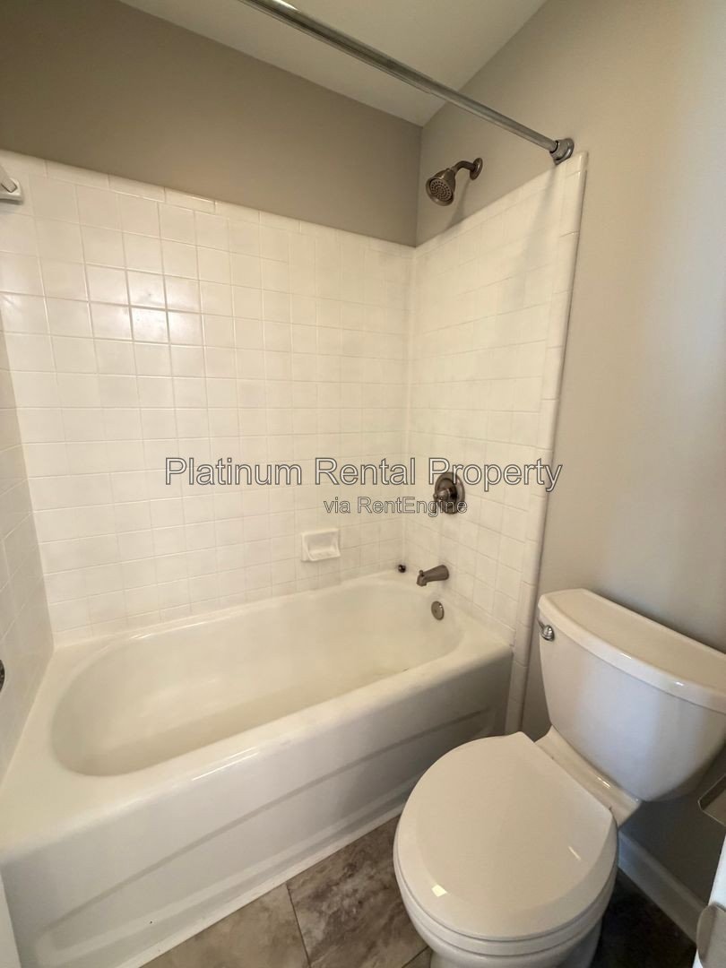 Elegant and Spotless Brick 4 bedroom home in South Forsyth by Platinum Property Management Services, Inc. property image