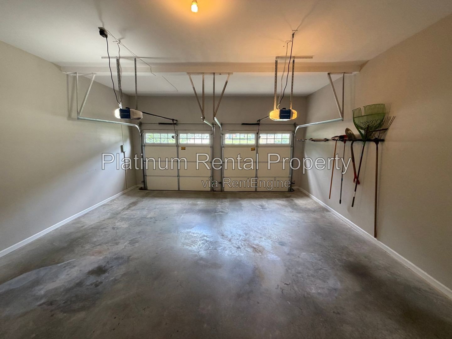 Elegant and Spotless Brick 4 bedroom home in South Forsyth by Platinum Property Management Services, Inc. property image