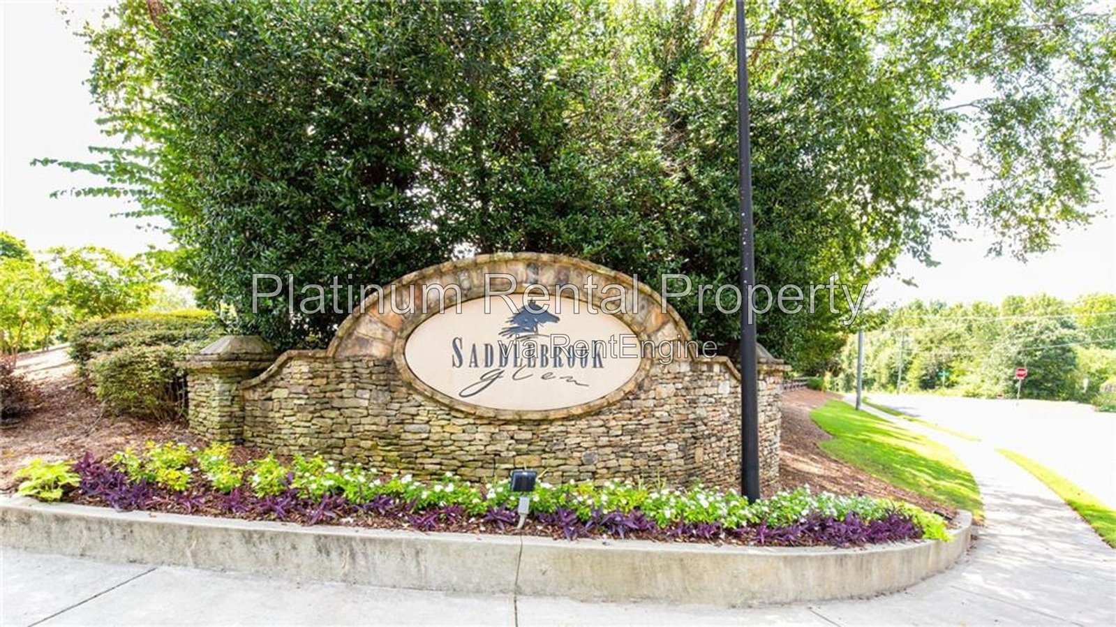 Elegant and Spotless Brick 4 bedroom home in South Forsyth by Platinum Property Management Services, Inc. property image