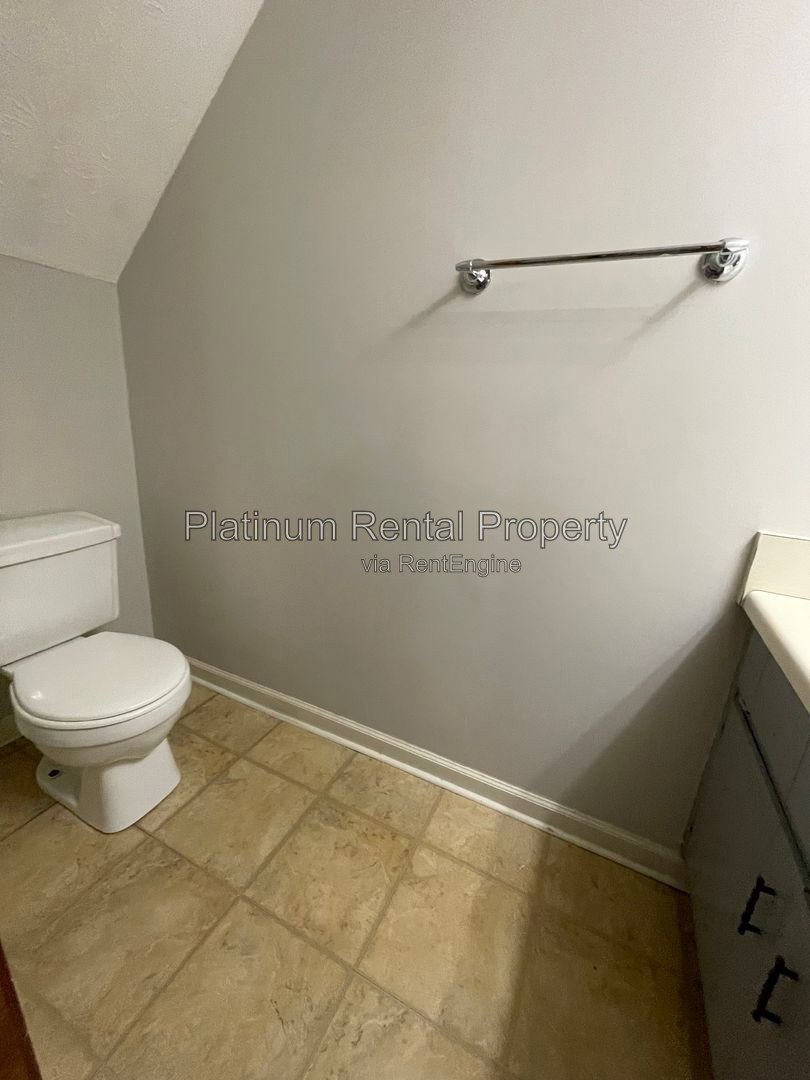 Recently updated 2 bedroom townhome in convenient Snellville location by Platinum Property Management Services, Inc. property image