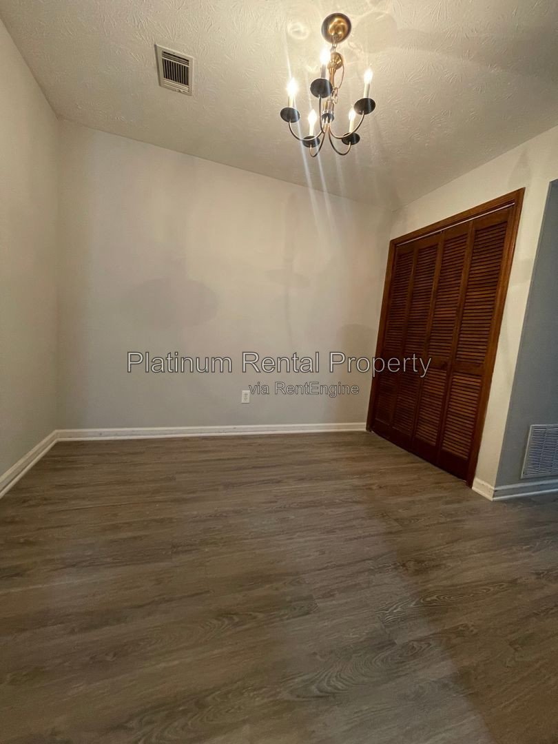Recently updated 2 bedroom townhome in convenient Snellville location by Platinum Property Management Services, Inc. property image