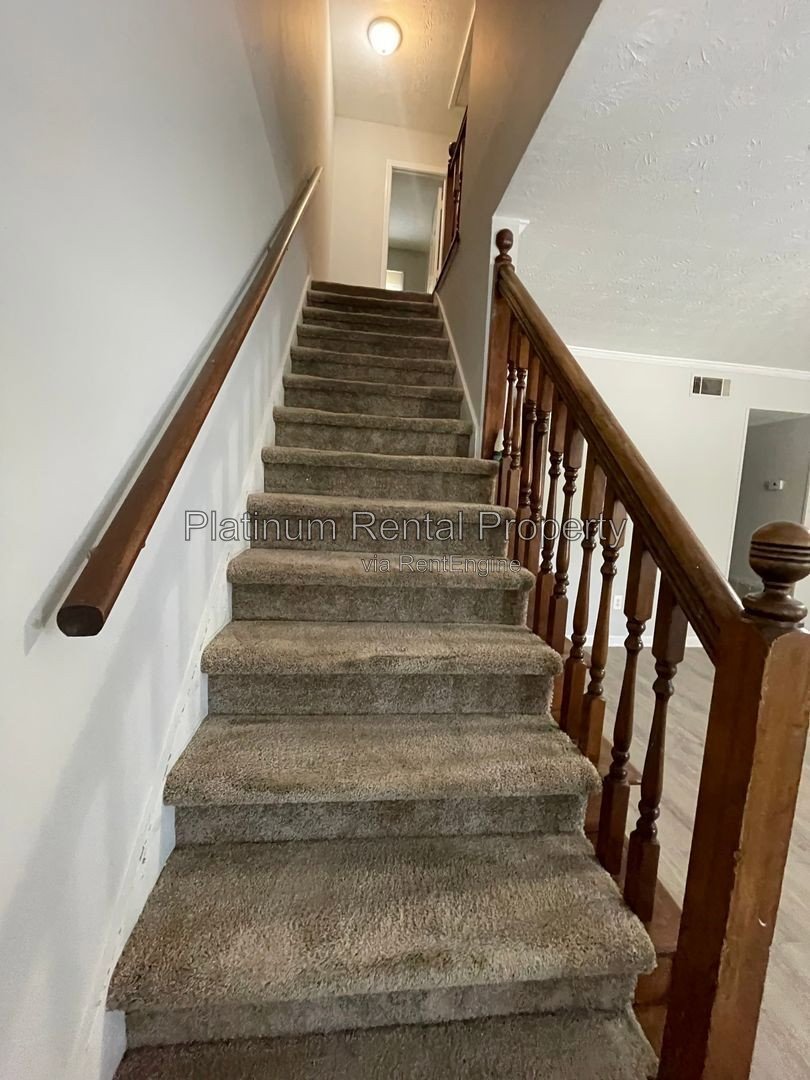 Recently updated 2 bedroom townhome in convenient Snellville location by Platinum Property Management Services, Inc. property image