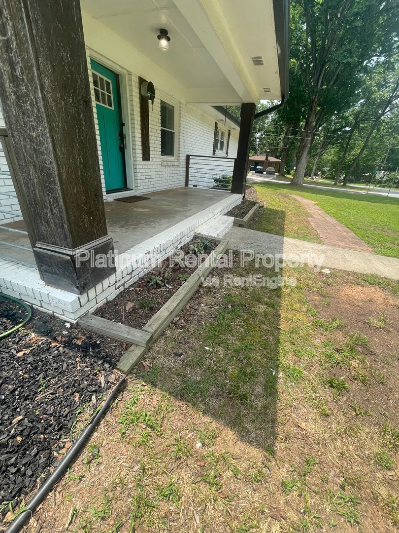 Charming, renovated home in the heart of South Fulton by Platinum Property Management Services, Inc. property image