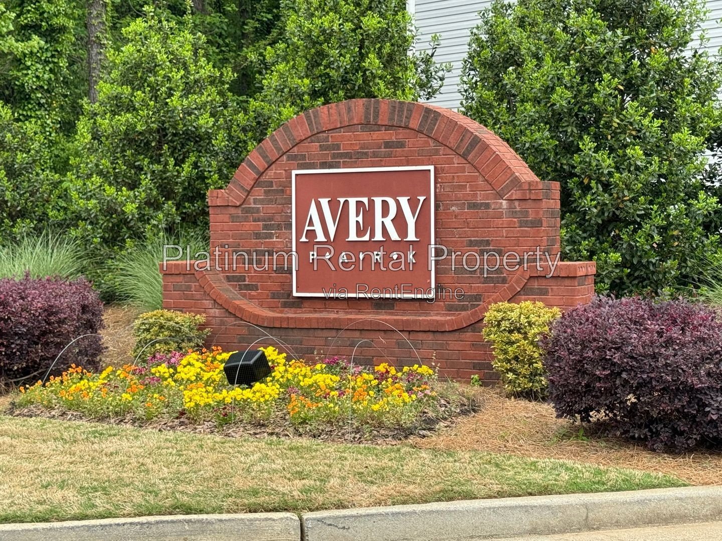 Spotless END Unit 3 Bedroom Townhome in Atlanta by Platinum Property Management Services, Inc. property image