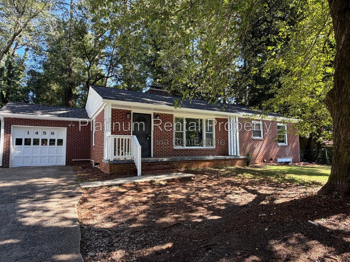 1456 Centra Villa Drive Southwest Atlanta, GA 30311 | Platinum Property ...