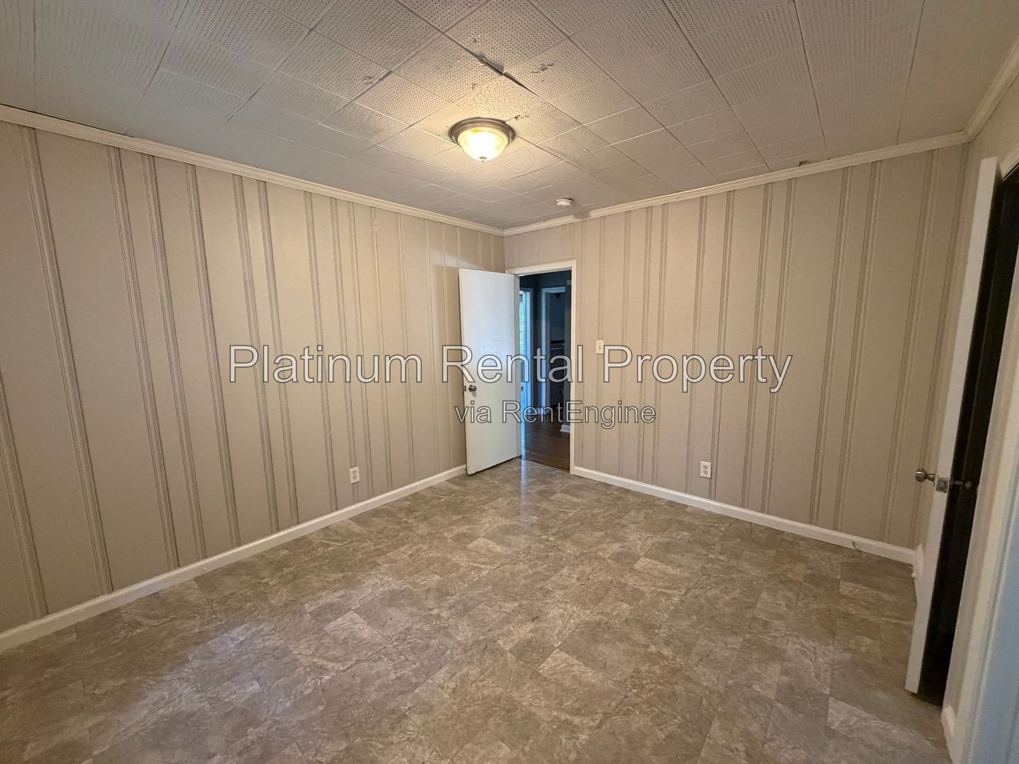 Updated 4 bedroom Brick Ranch home for rent in Atlanta by Platinum Property Management Services, Inc. property image