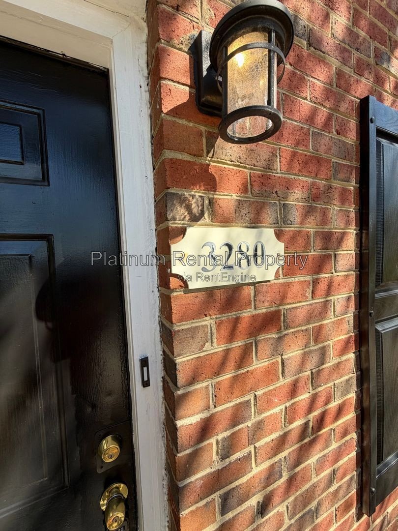 Well maintained 2 Bedroom Unit in Snellville for rent by Platinum Property Management Services, Inc. property image