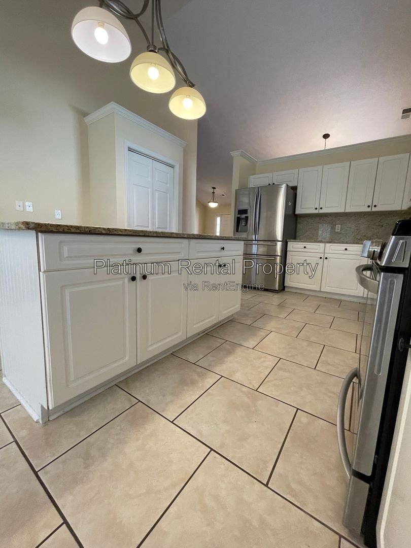 Fabulous, 3 bedroom ranch in desirable Dallas community by Platinum Property Management Services, Inc. property image