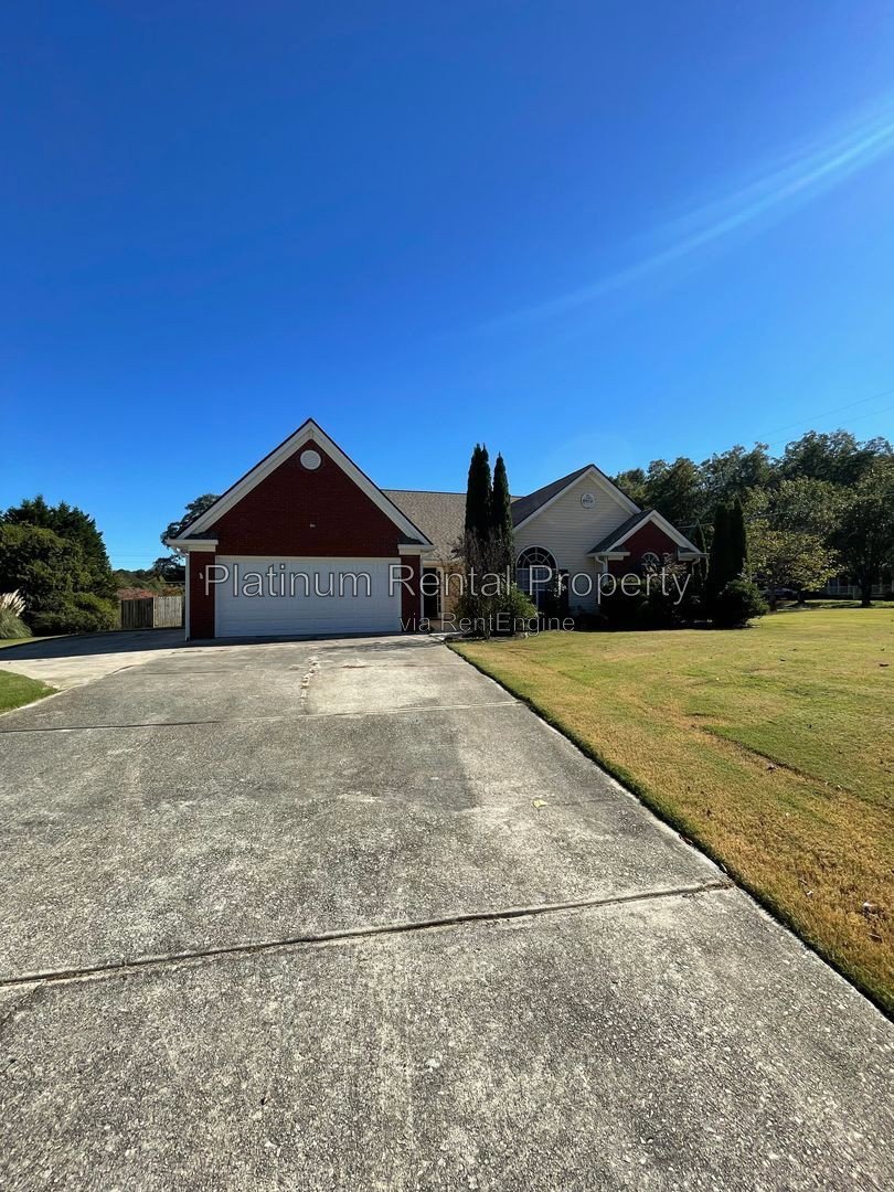 Fabulous, 3 bedroom ranch in desirable Dallas community by Platinum Property Management Services, Inc. property image