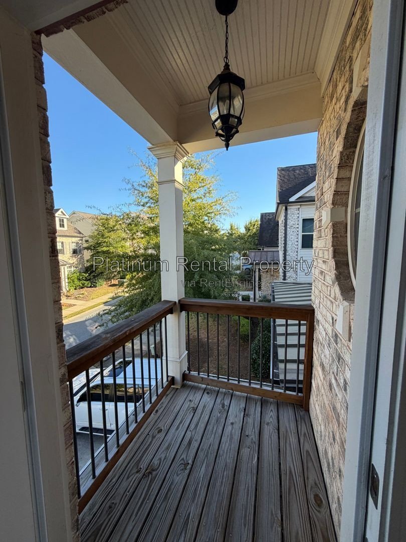 Beautiful 4 bedroom Alpharetta Home For Rent by Platinum Property Management Services, Inc property image