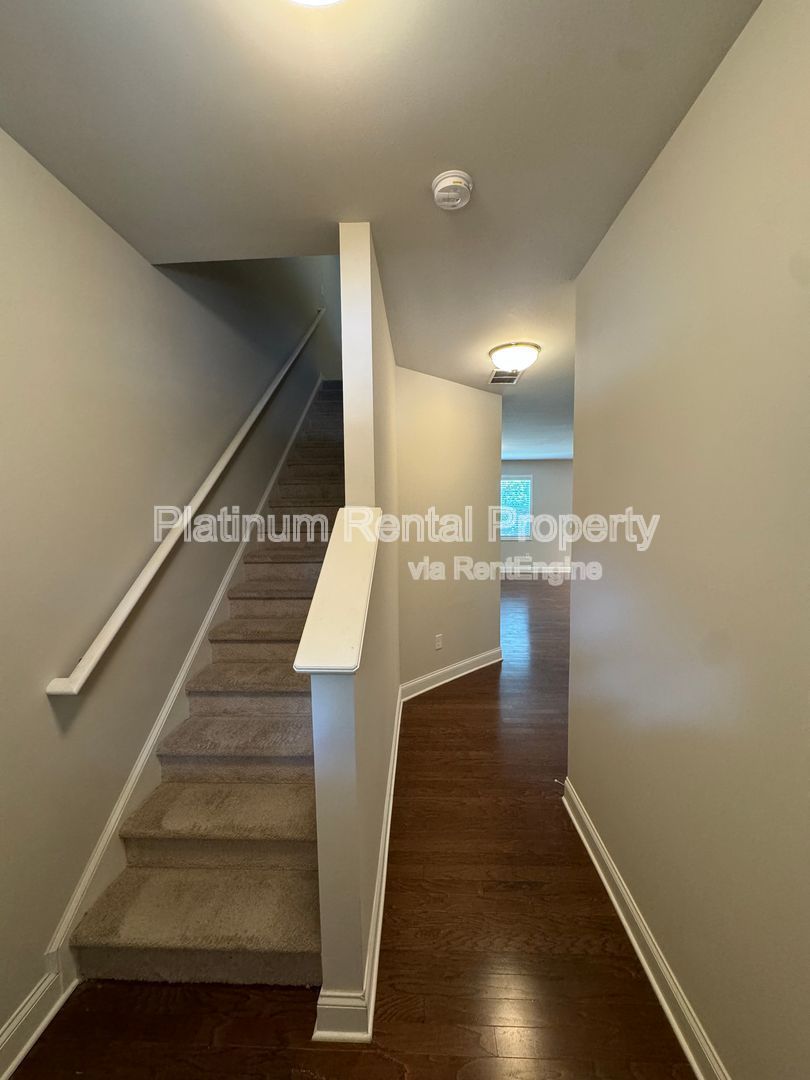 Immaculate 3 Bedroom townhome in Atlanta by Platinum Property Management Services, Inc. property image