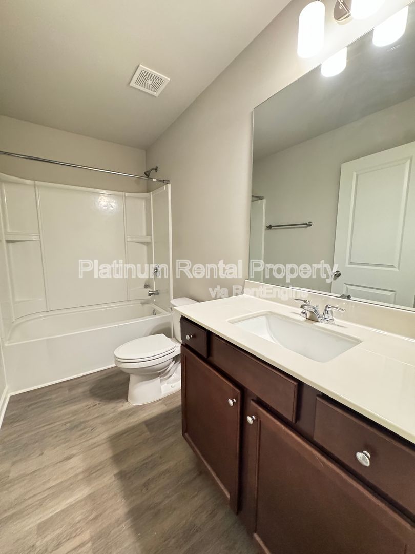 Immaculate 3 Bedroom townhome in Atlanta by Platinum Property Management Services, Inc. property image