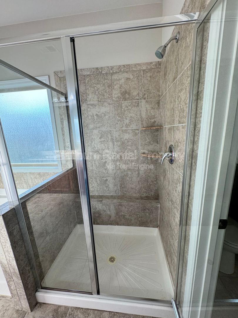 Beautiful and Spacious 5 Bedroom Dacula Home for Rent by Property Management Services, Inc. property image