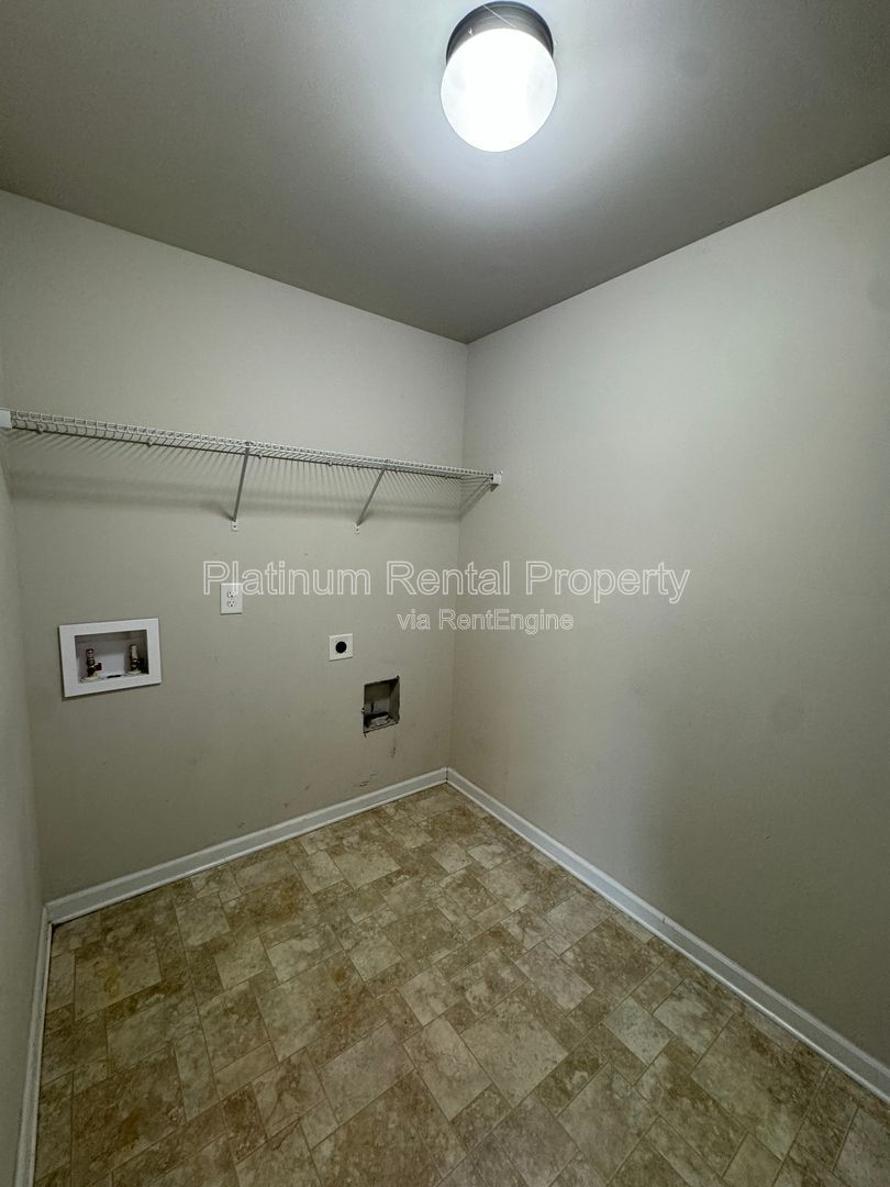 Beautiful and Spacious 5 Bedroom Dacula Home for Rent by Property Management Services, Inc. property image