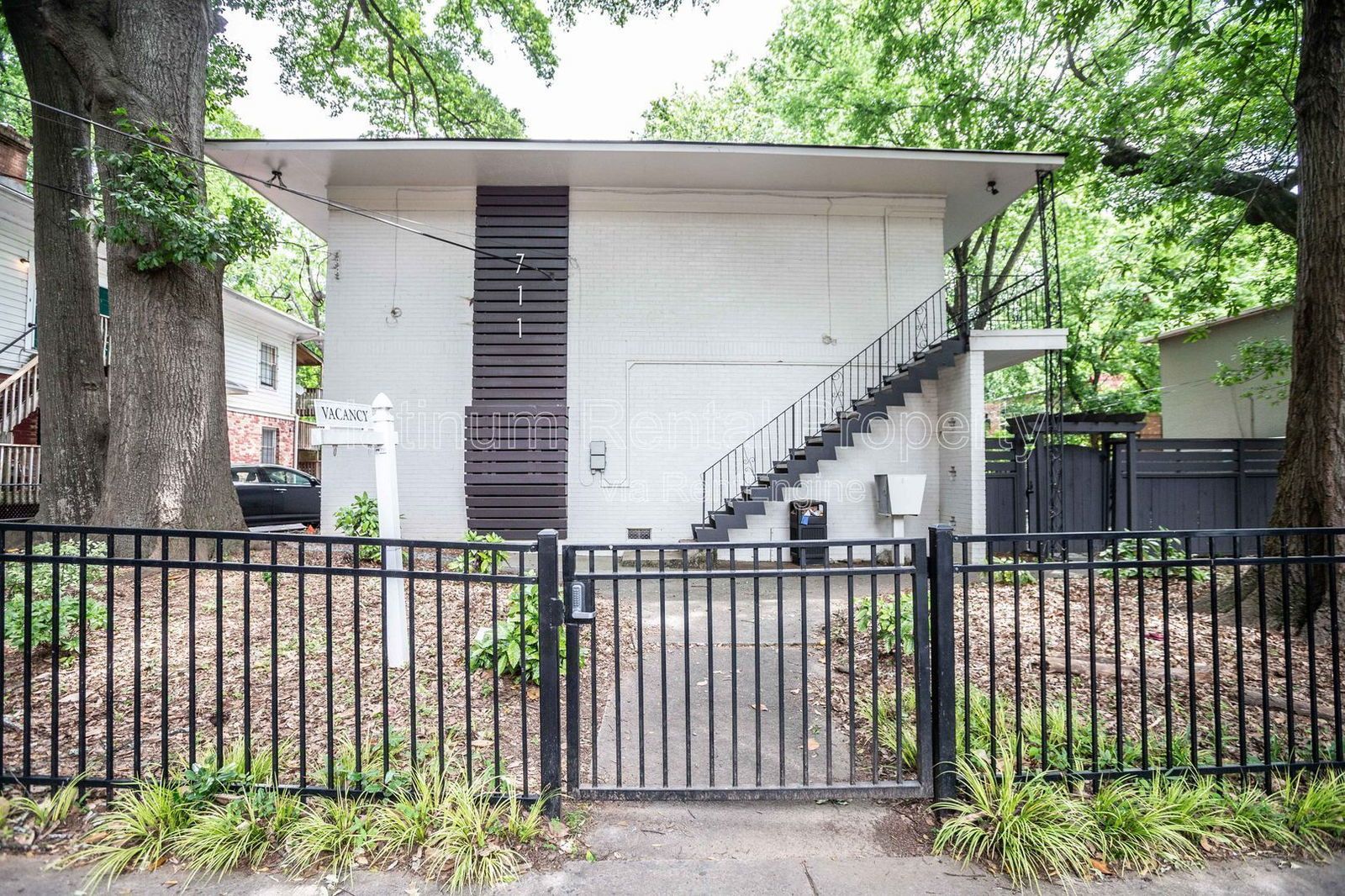 1 Bedroom Condo near Piedmont Park in Atlanta For Rent by Platinum Property Management Services, Inc. property image