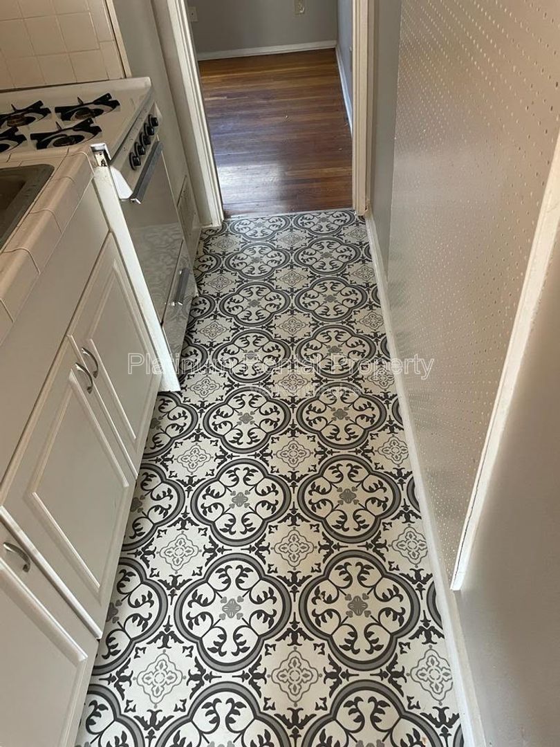 1 Bedroom Condo near Piedmont Park in Atlanta For Rent by Platinum Property Management Services, Inc. property image