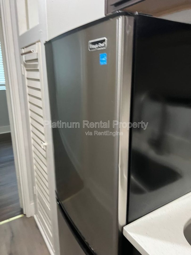 1 Bedroom Condo near Piedmont Park in Atlanta For Rent by Platinum Property Management Services, Inc. property image