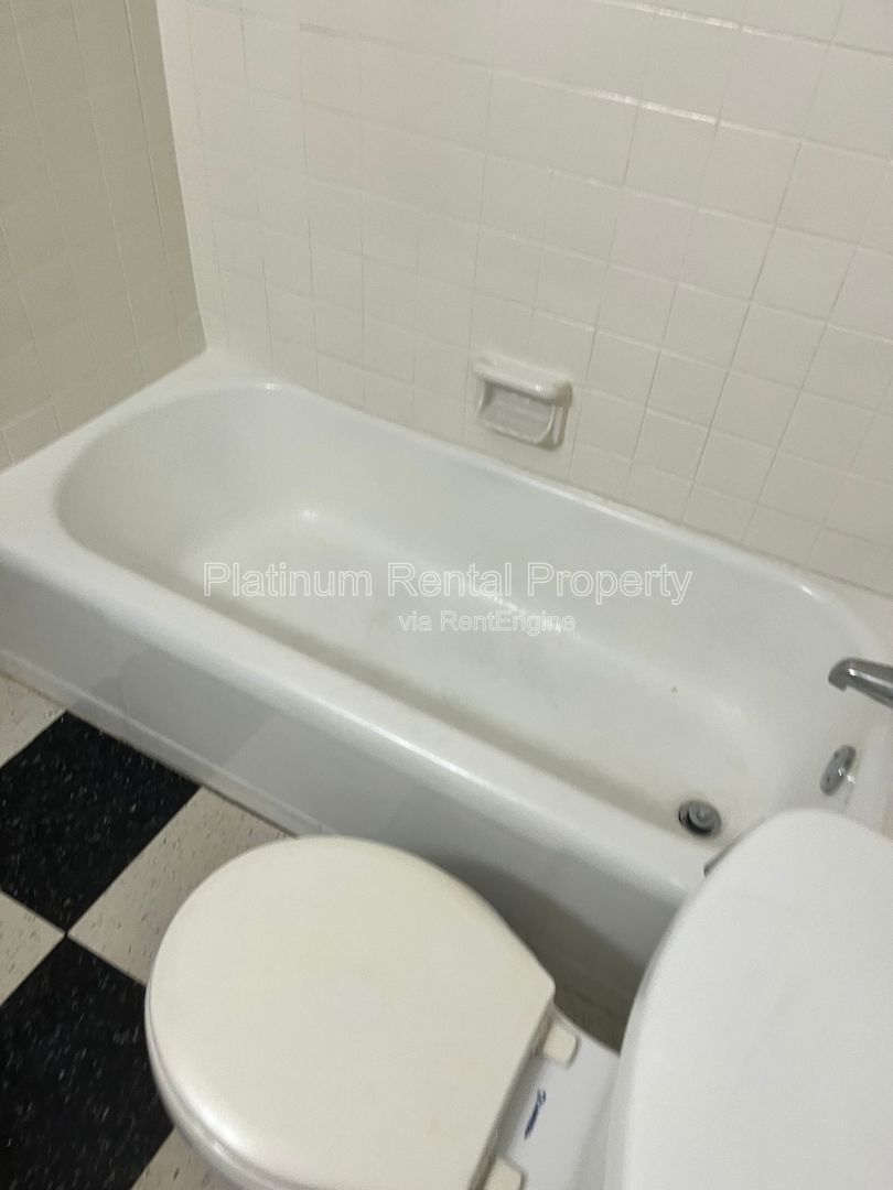 1 Bedroom Condo near Piedmont Park in Atlanta For Rent by Platinum Property Management Services, Inc. property image