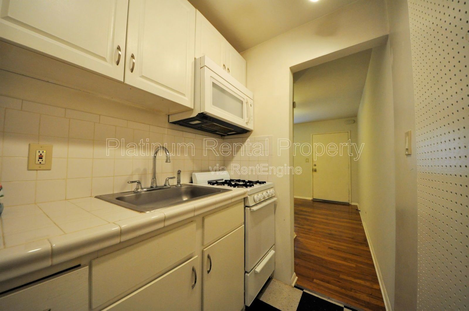 1 Bedroom Condo near Piedmont Park in Atlanta For Rent by Platinum Property Management Services, Inc. property image