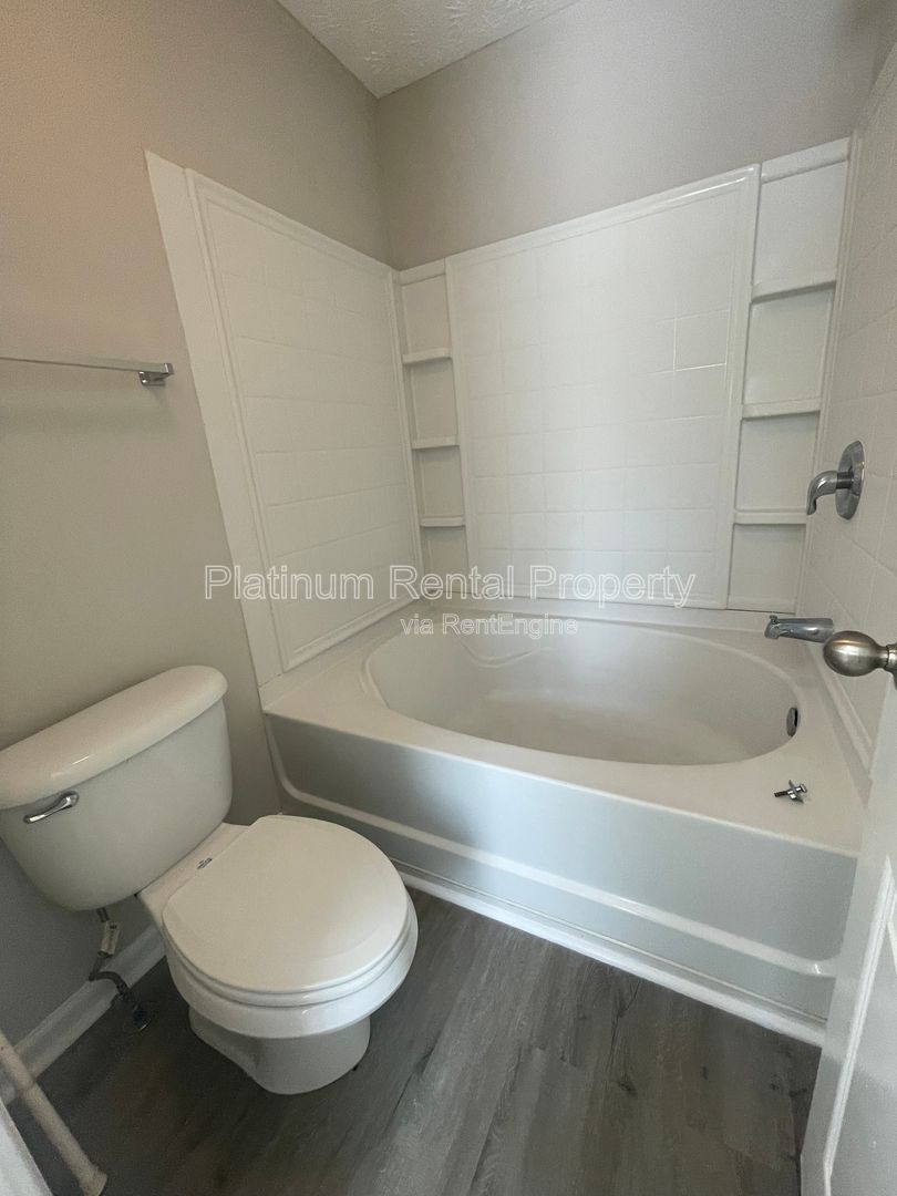 Wonderful, 3 bedroom, 2.5 bath townhome in sought after Atlanta neighborhood by Platinum Property Management Services, Inc. property image