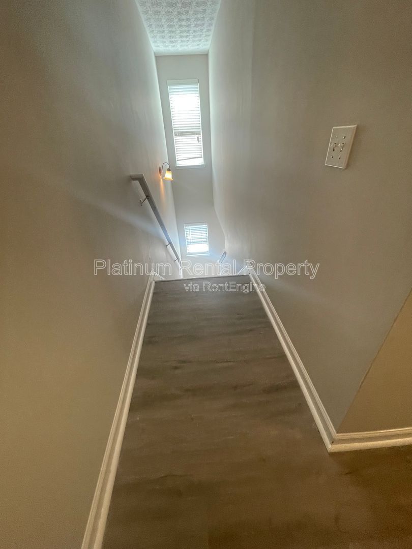 Wonderful, 3 bedroom, 2.5 bath townhome in sought after Atlanta neighborhood by Platinum Property Management Services, Inc. property image
