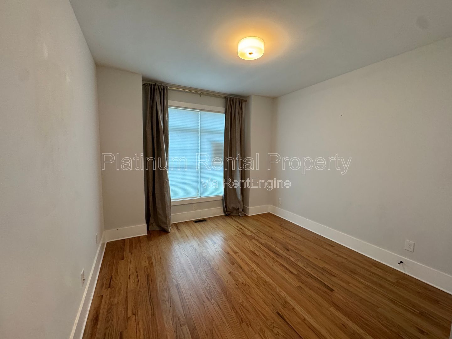 Spectacular Better-Than-New Modern 4 bedroom house in prime In-Town Atlanta location by Platinum Property Management, Services, Inc. property image