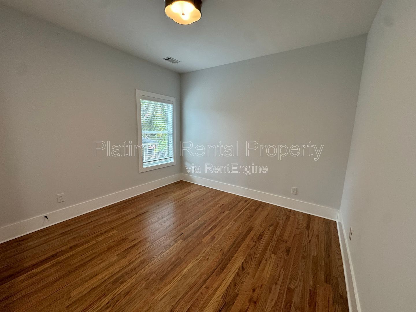 Spectacular Better-Than-New Modern 4 bedroom house in prime In-Town Atlanta location by Platinum Property Management, Services, Inc. property image