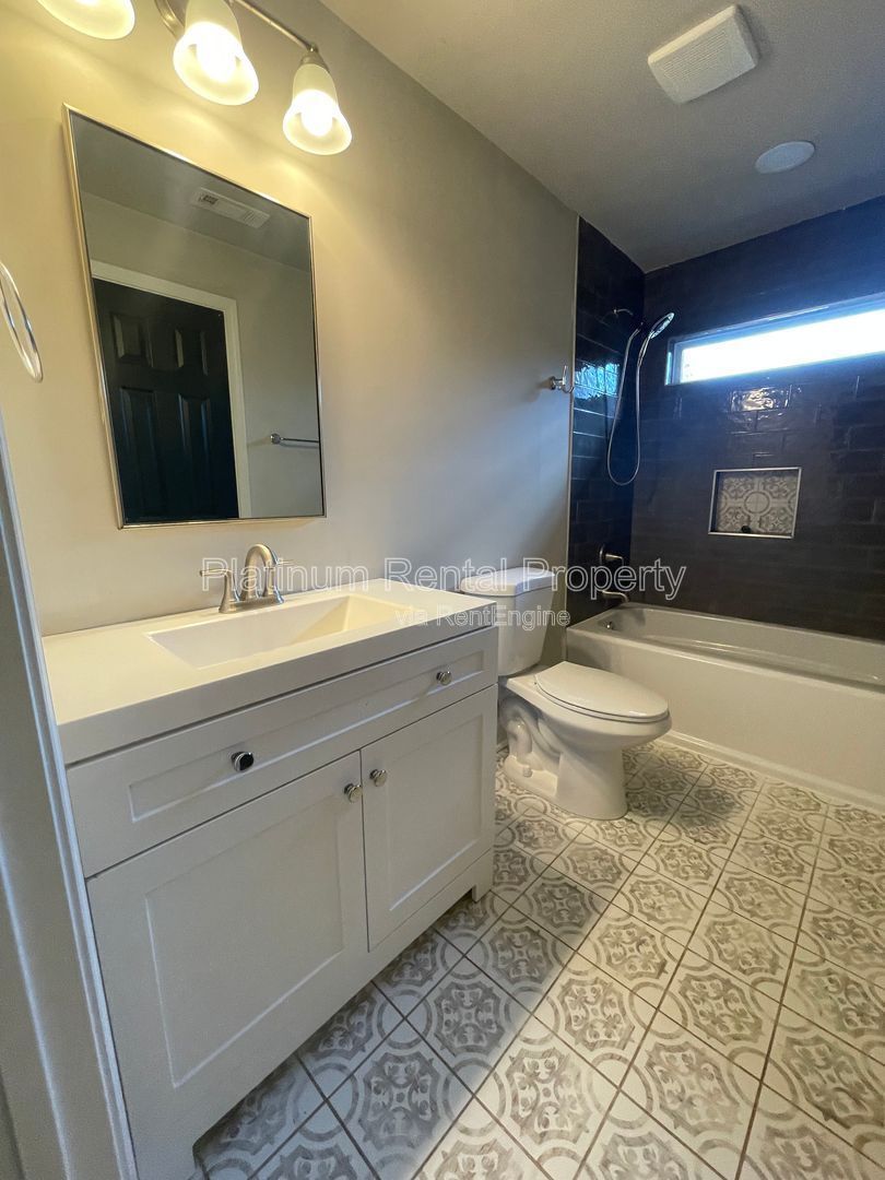 Charming, updated 3-bedroom home in the heart of Hoschton by Platinum Property Management Services, Inc. property image