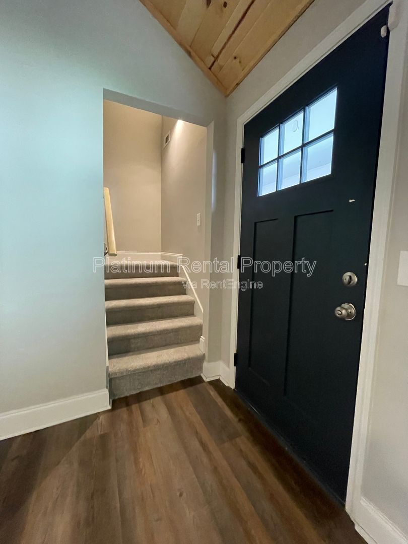 Charming, updated 3-bedroom home in the heart of Hoschton by Platinum Property Management Services, Inc. property image