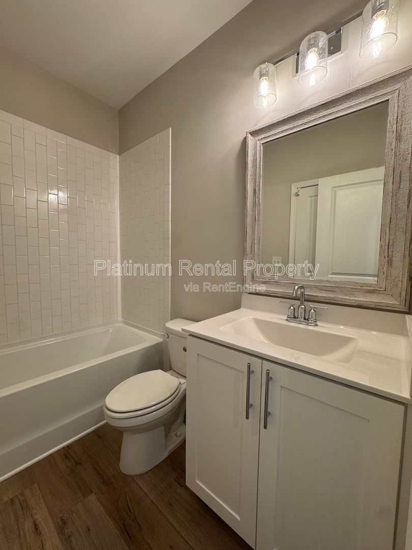 Spotless Buckhead Townhome For Rent, 2 Bedroom, 2 Bath by Platinum Property Management Services, Inc property image