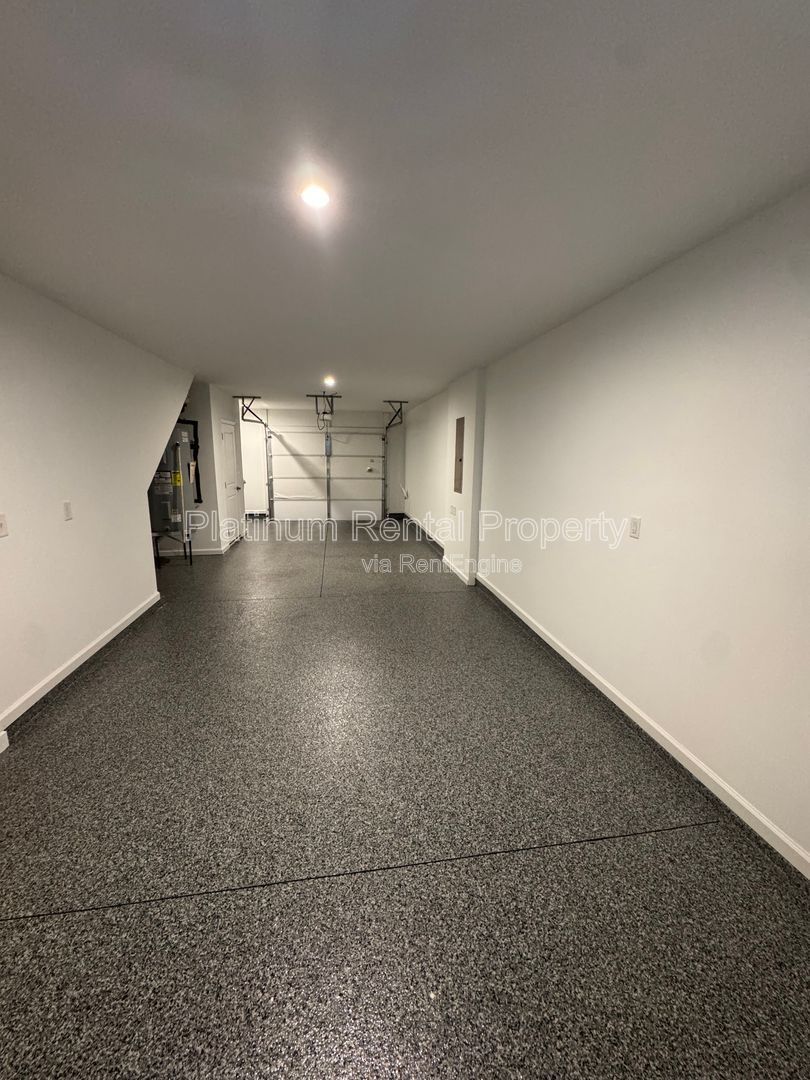 Spotless Buckhead Townhome For Rent, 2 Bedroom, 2 Bath by Platinum Property Management Services, Inc property image