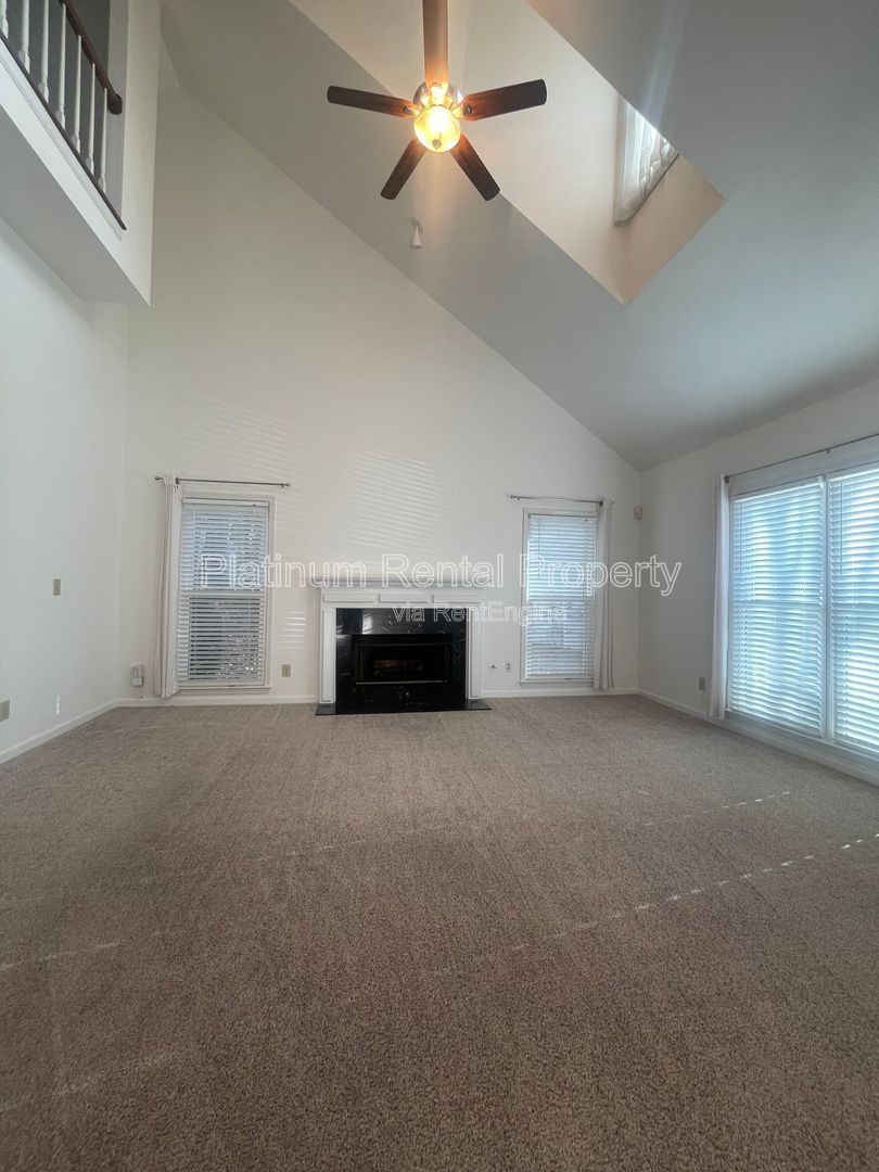 Location, location, location!  Gorgeous 3 bedroom home in desirable Roswell community by Platinum Property Management Services, Inc. property image