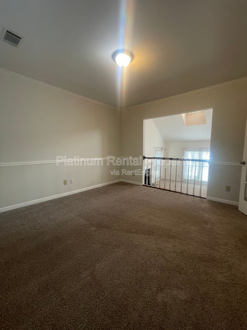 Location, location, location!  Gorgeous 3 bedroom home in desirable Roswell community by Platinum Property Management Services, Inc. property image