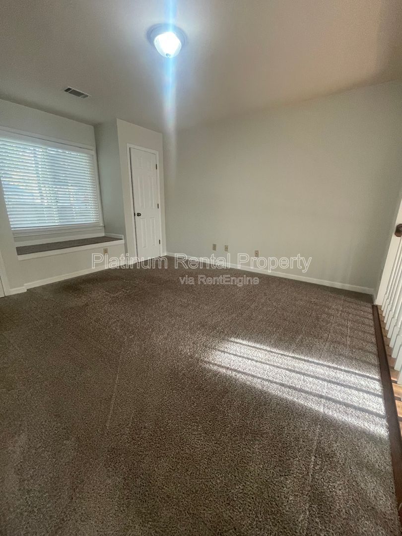 Location, location, location!  Gorgeous 3 bedroom home in desirable Roswell community by Platinum Property Management Services, Inc. property image