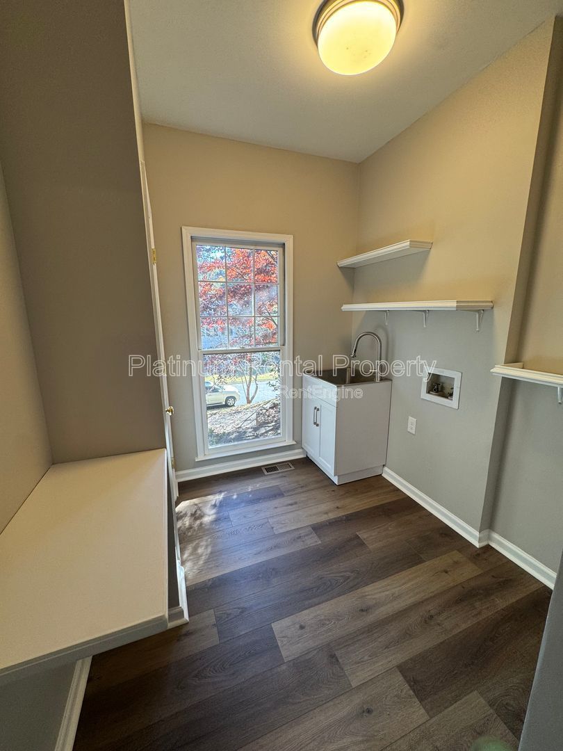 Beautiful 4 Bedroom Brick home in East Cobb / Marietta by Platinum Property Management Services, Inc. property image