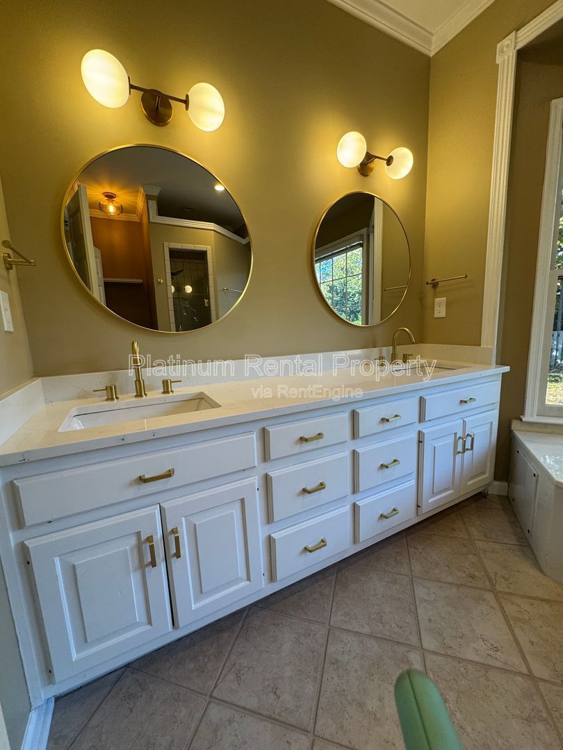 Beautiful 4 Bedroom Brick home in East Cobb / Marietta by Platinum Property Management Services, Inc. property image