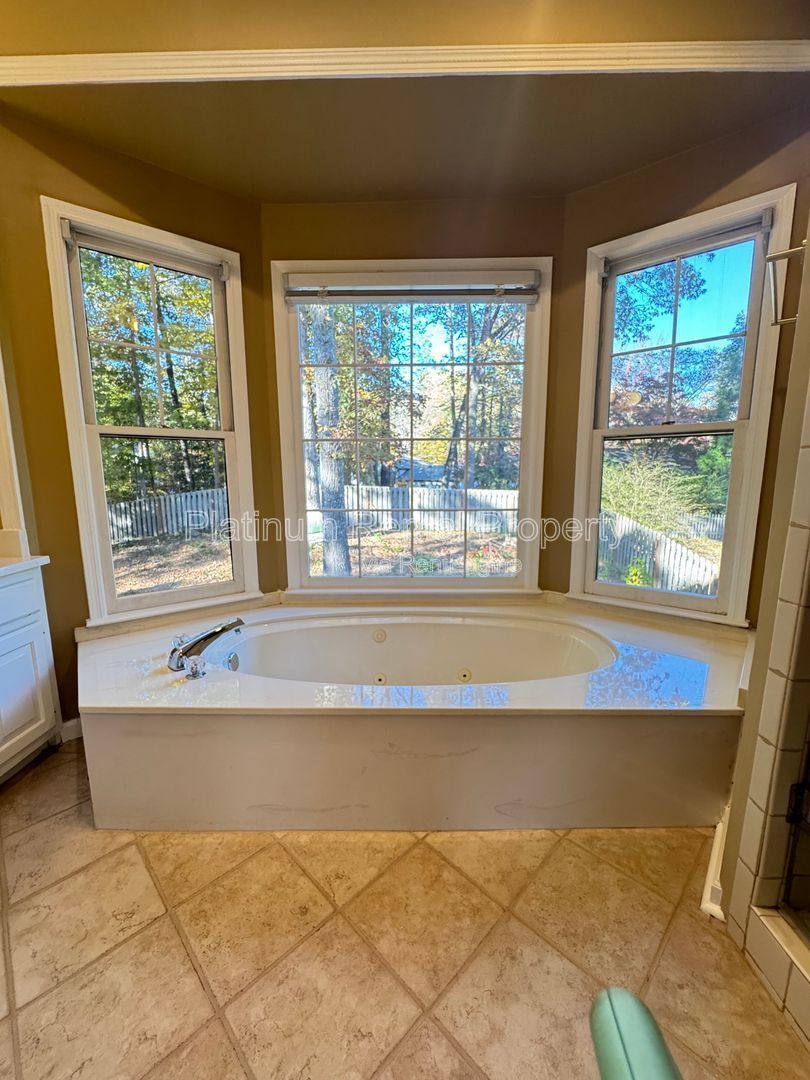 Beautiful 4 Bedroom Brick home in East Cobb / Marietta by Platinum Property Management Services, Inc. property image