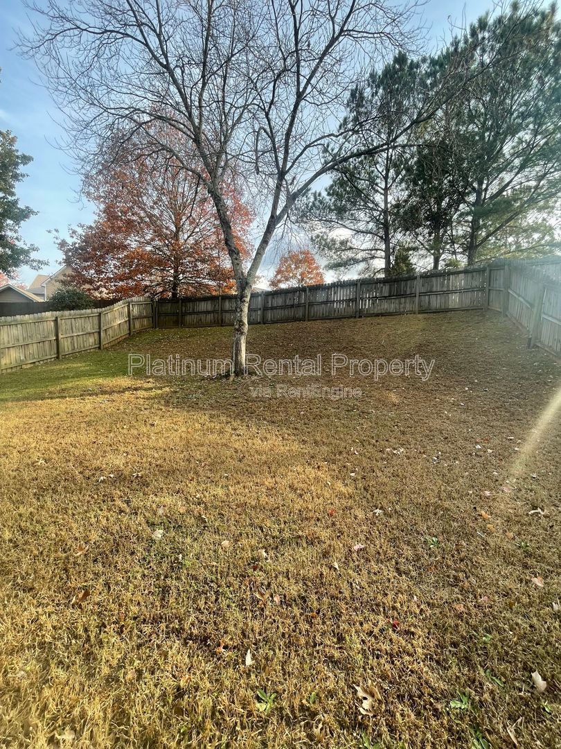 Wonderful 3 bedroom townhome in an unbeatable Cumming location by Platinum Property Management Services, Inc. property image